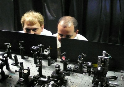 Christian Kurtsiefer and Valerio Scarani eavesdrop on a quantum experiment at the Centre for Quantum Technologies.