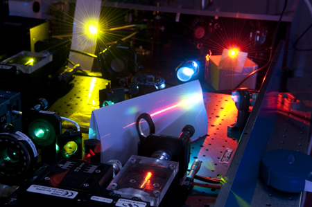 Picture of an optical frequency comb at the Centre for Quantum Technologies in Singapore.