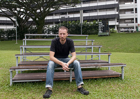 Picture of Karol Jalochowski, Outreach Fellow at the Centre for Quantum Technologies in Singapore.